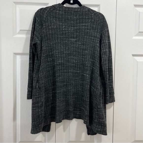 Monrow Cardigan - Picture 2 of 5